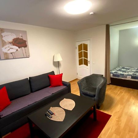 Your Home - Central Studio Apartment, Balcony, Parking & Self Check-In Вильнюс Экстерьер фото