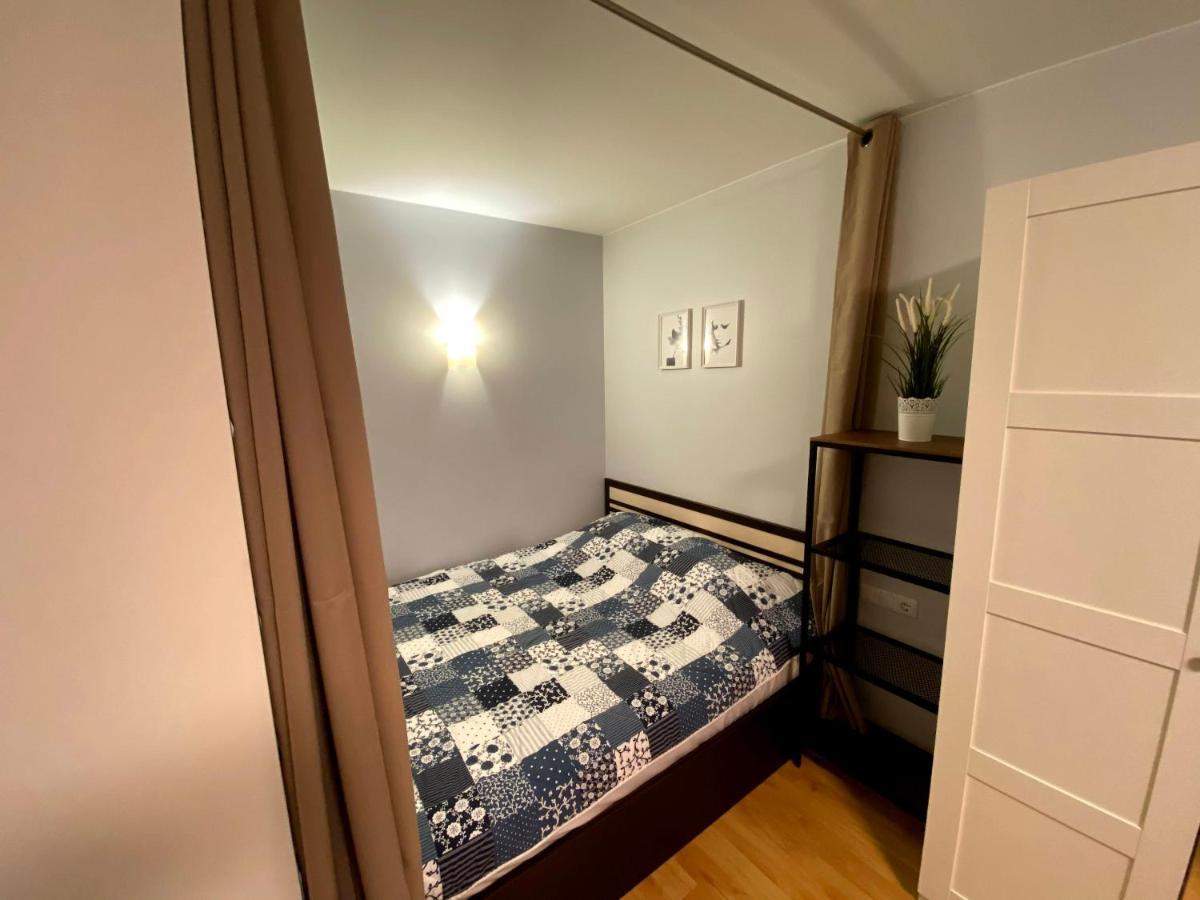Your Home - Central Studio Apartment, Balcony, Parking & Self Check-In Вильнюс Экстерьер фото