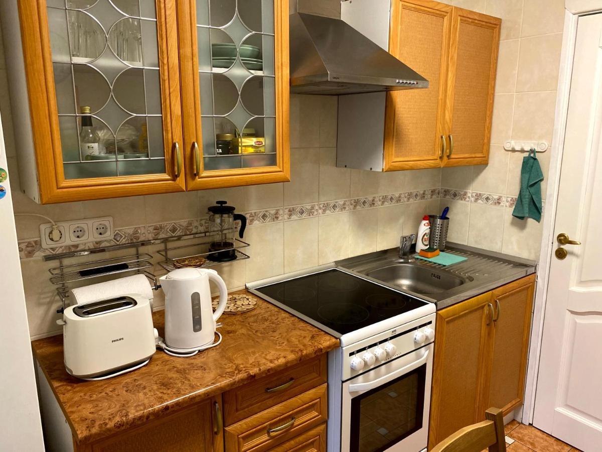 Your Home - Central Studio Apartment, Balcony, Parking & Self Check-In Вильнюс Экстерьер фото
