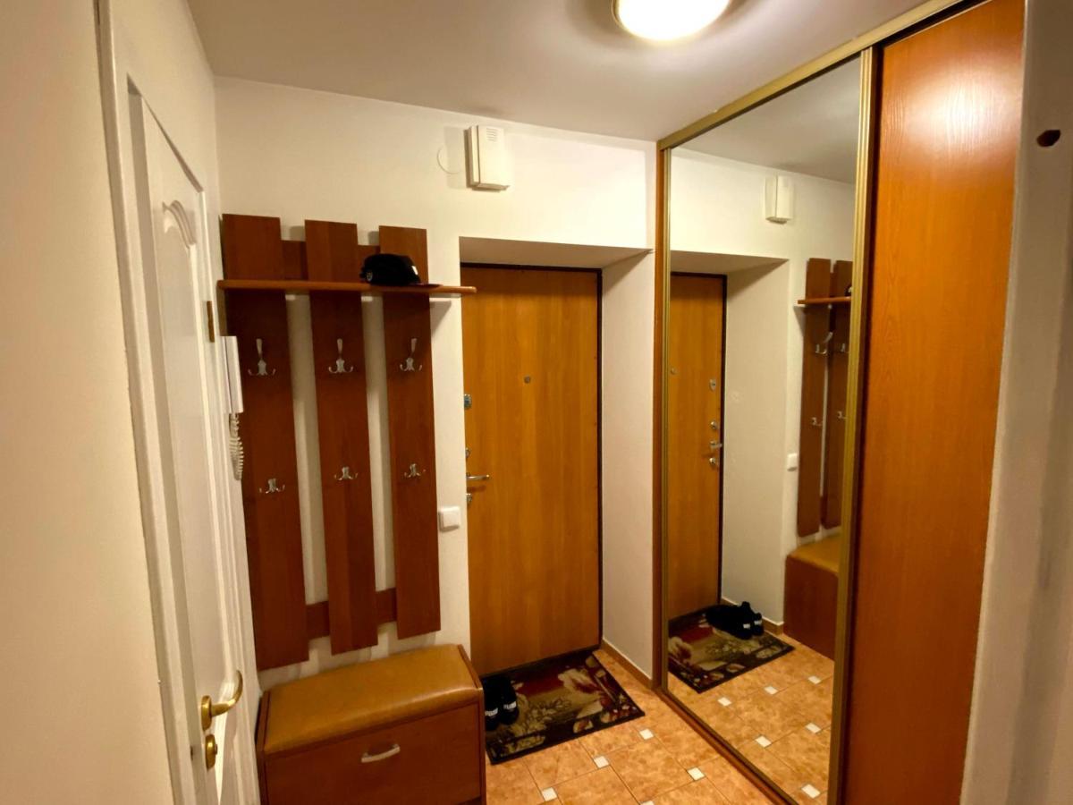 Your Home - Central Studio Apartment, Balcony, Parking & Self Check-In Вильнюс Экстерьер фото