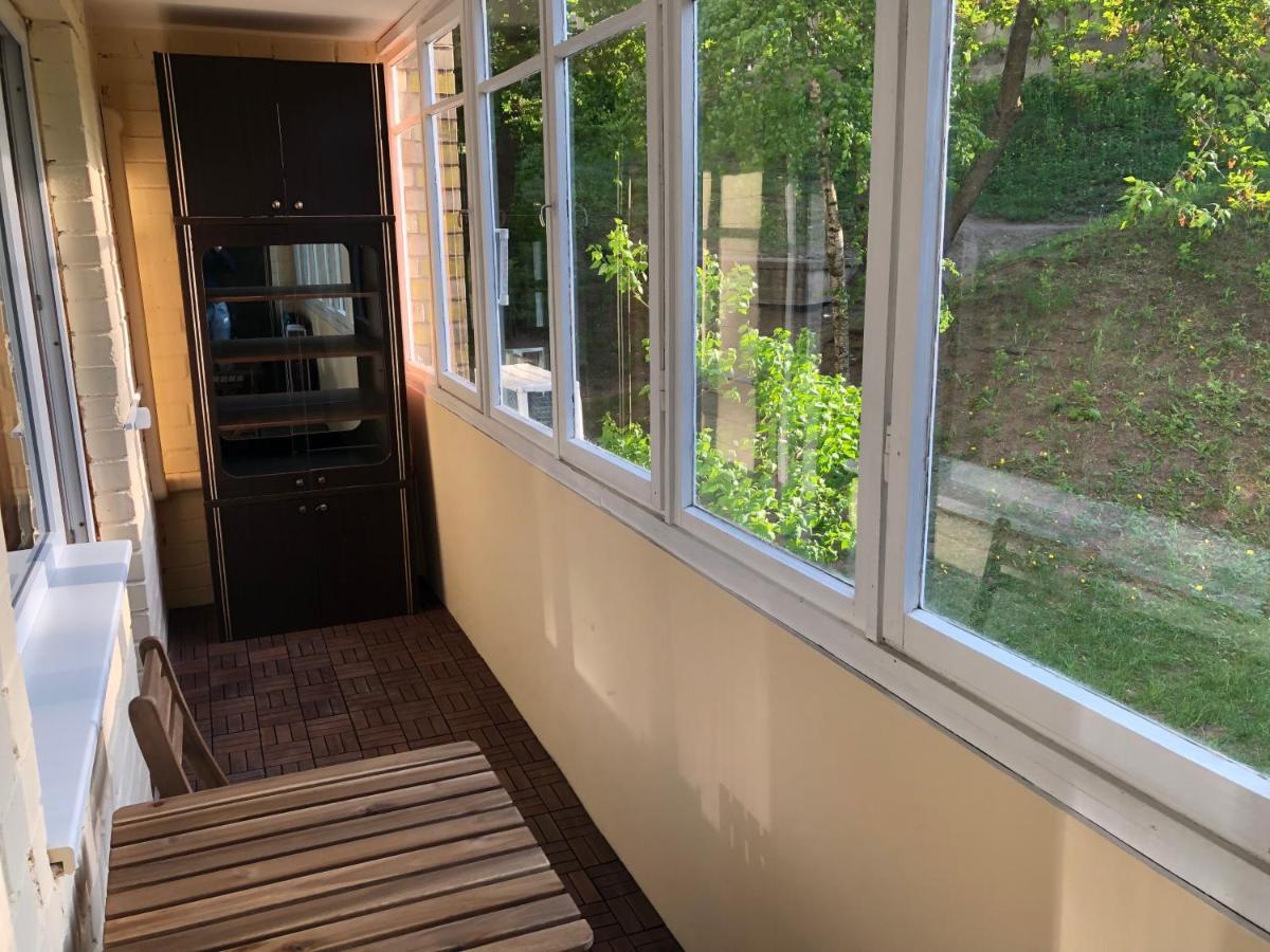 Your Home - Central Studio Apartment, Balcony, Parking & Self Check-In Вильнюс Экстерьер фото